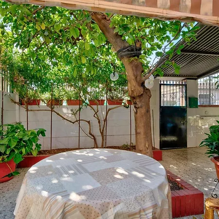 Dom wakacyjny Casa Catalina *